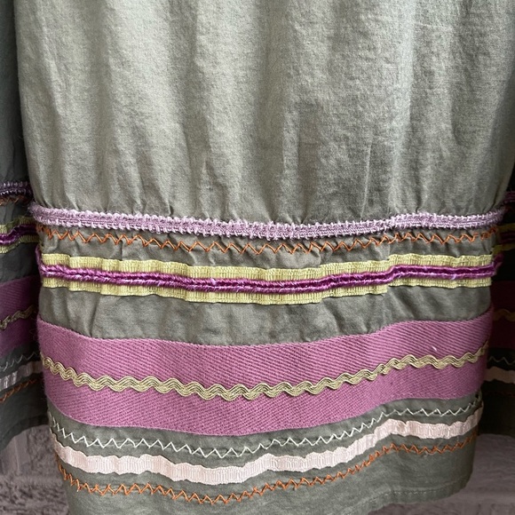 Merona Green Skirt with Bric-brac Detail- size 14 - Picture 3 of 6